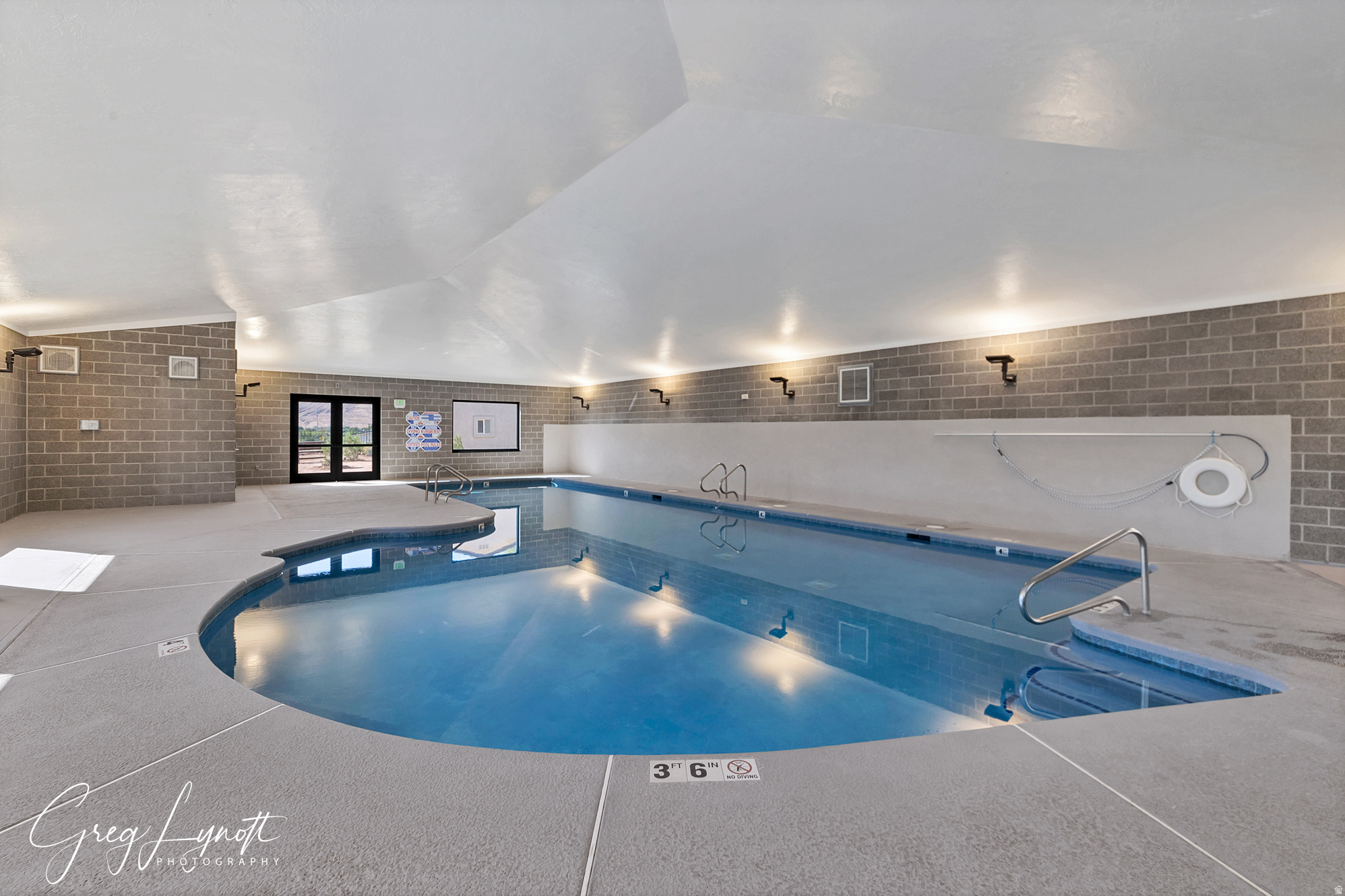 VINTAGE 1 AMD - Residential