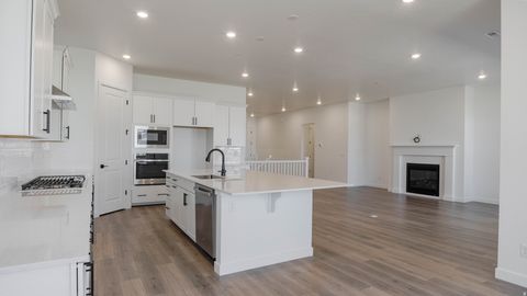 Tiny photo for 272 E POLARIS DR S #111, Saratoga Springs, UT 84045 (MLS # 2144091)