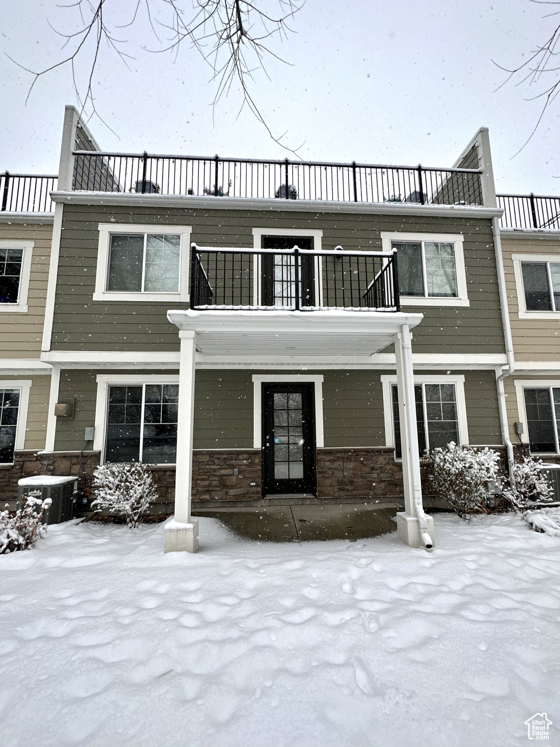 RIVERCROSSING - Residential