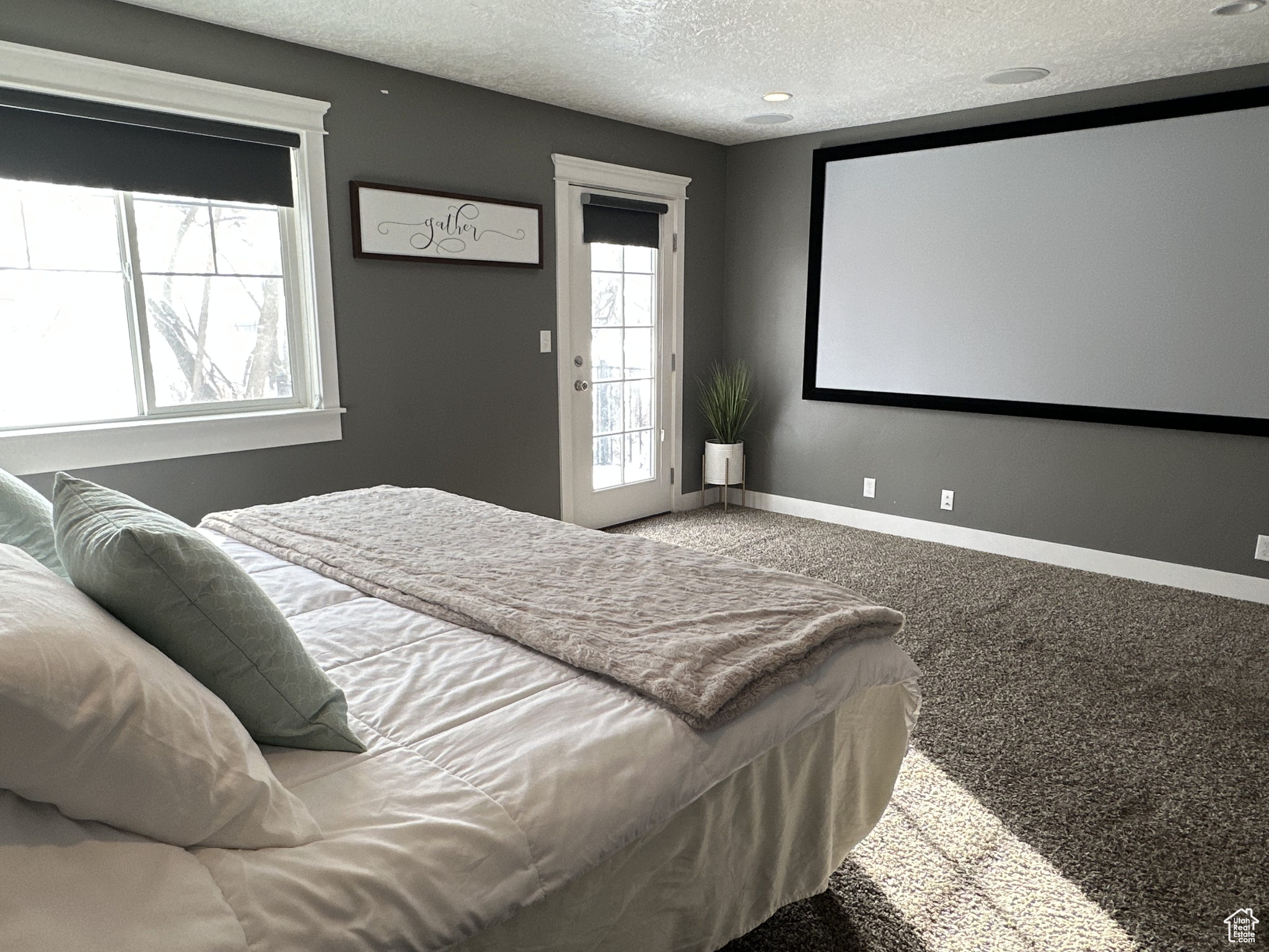 RIVERCROSSING - Residential