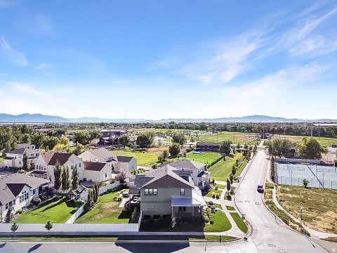 Tiny photo for 547 W PEAK VIEW LN, Farmington, UT 84025 (MLS # 2179235)