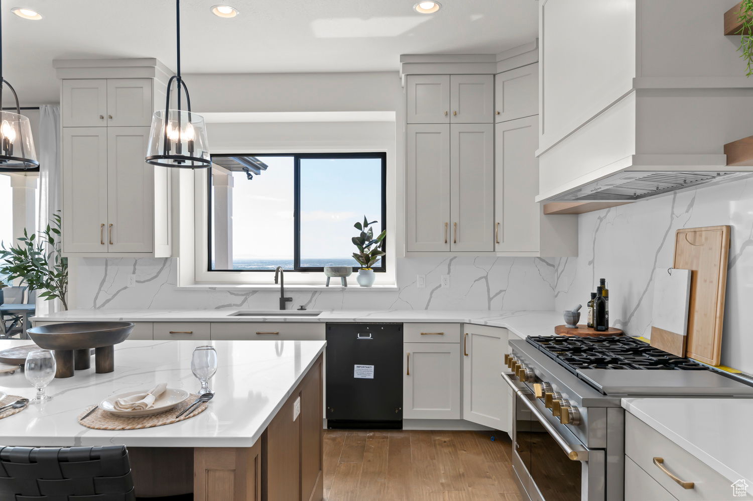 ORCHARD RIDGE ESTATES 313 - Residential