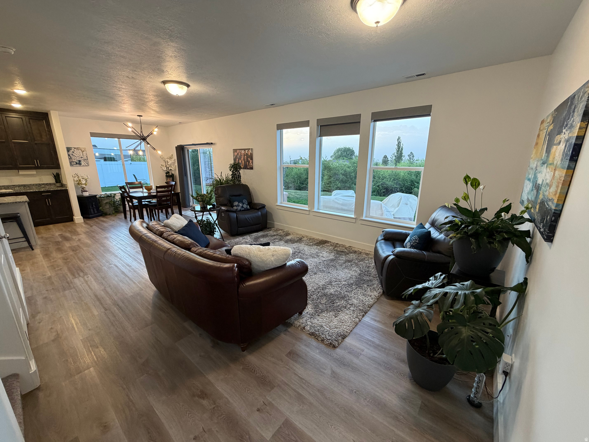 MEADOWBROOK - Residential