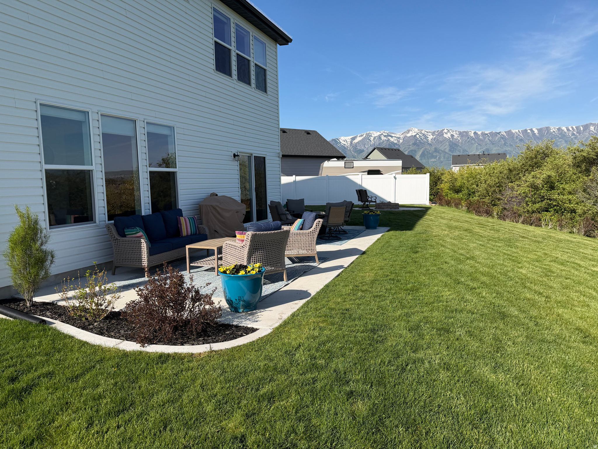 MEADOWBROOK - Residential
