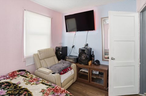 Tiny photo for 966 30TH ST, South Ogden, UT 84403 (MLS # 2135812)