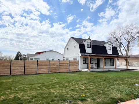 Tiny photo for 2549 W 11400 S, South Jordan, UT 84095 (MLS # 2146869)