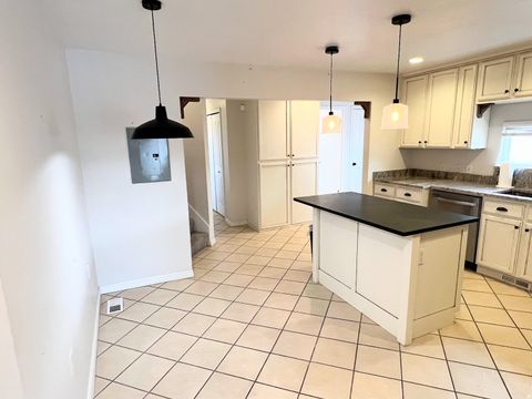 Tiny photo for 2549 W 11400 S, South Jordan, UT 84095 (MLS # 2146869)