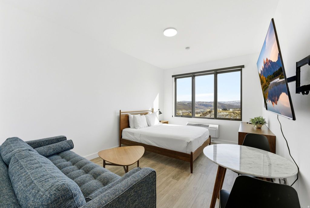 Photo of 2303 DEER HOLLOW RD #1112, Park City, UT 84060 (MLS # 2137301)