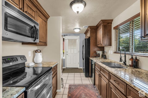 Tiny photo for 116 W 250 S, Kaysville, UT 84037 (MLS # 2190979)