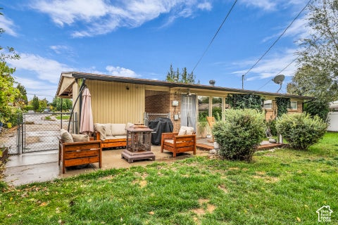 Tiny photo for 116 W 250 S, Kaysville, UT 84037 (MLS # 2190979)