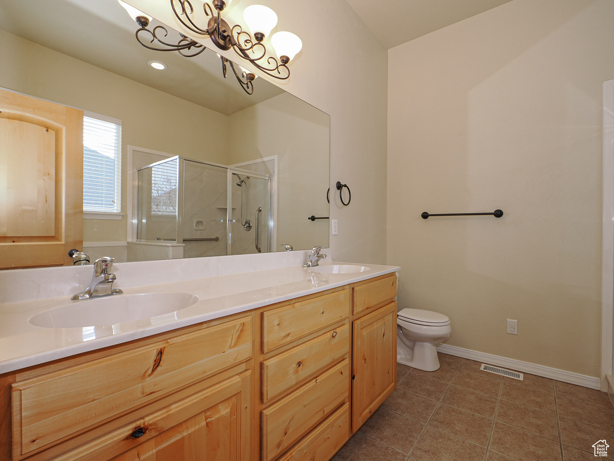 1533 W Myrtlewood Ln, South Jordan, Utah image 21