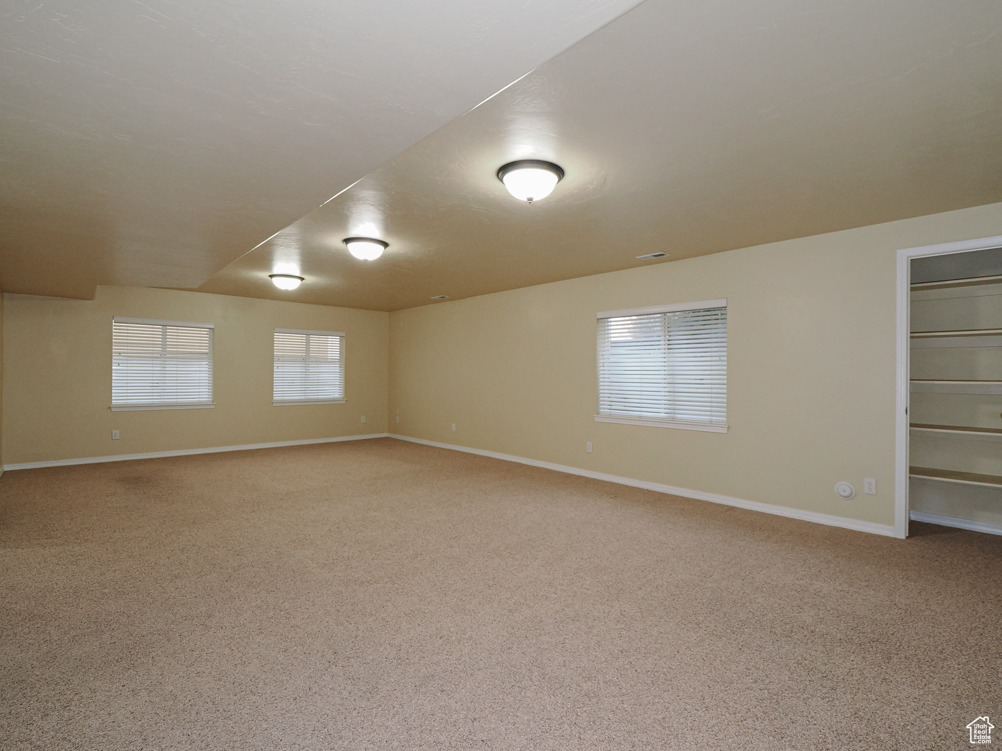 1533 W Myrtlewood Ln, South Jordan, Utah image 35