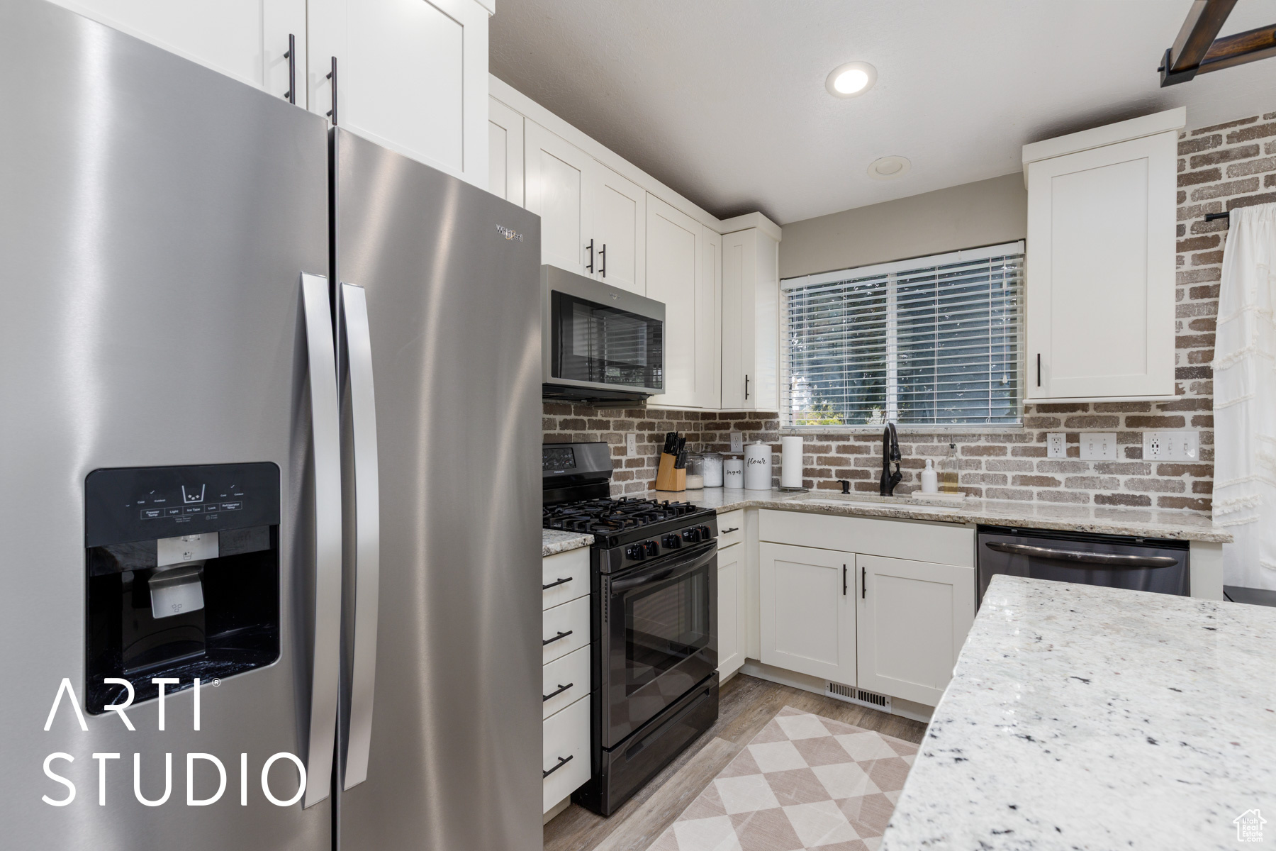 558 S 850, Layton, Utah image 9
