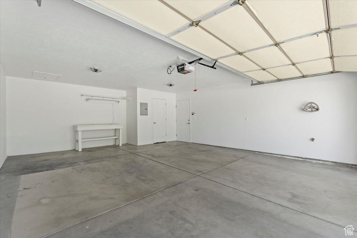 SPRINGBROOK VILLAS CONDO - Residential