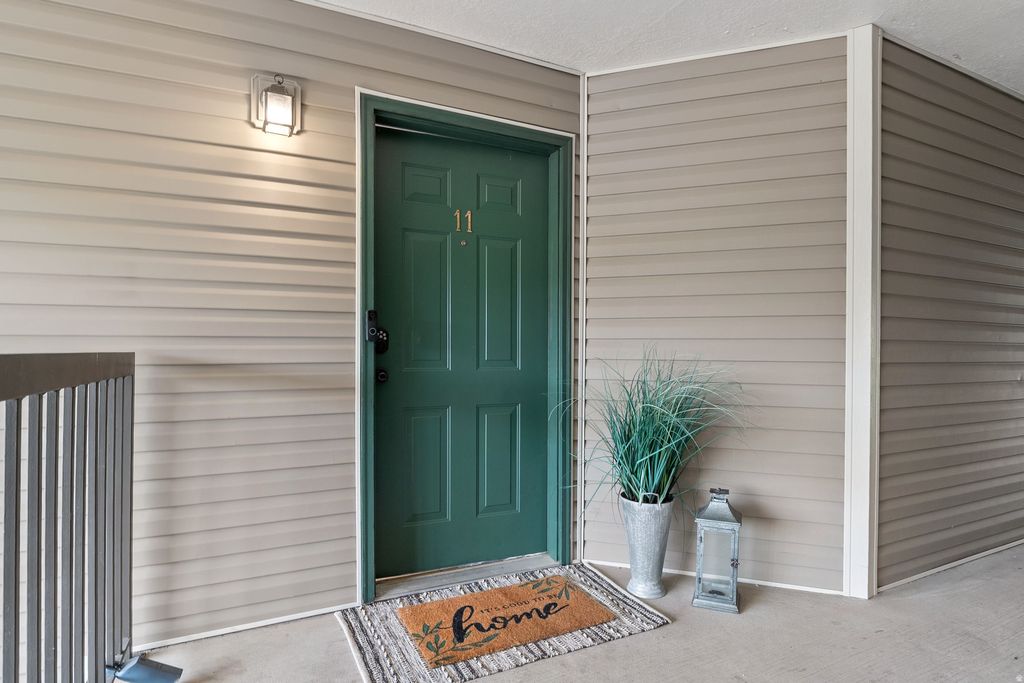 Photo of 8246 N CEDAR SPRINGS RD #S11, Eagle Mountain, UT 84005 (MLS # 2121478)