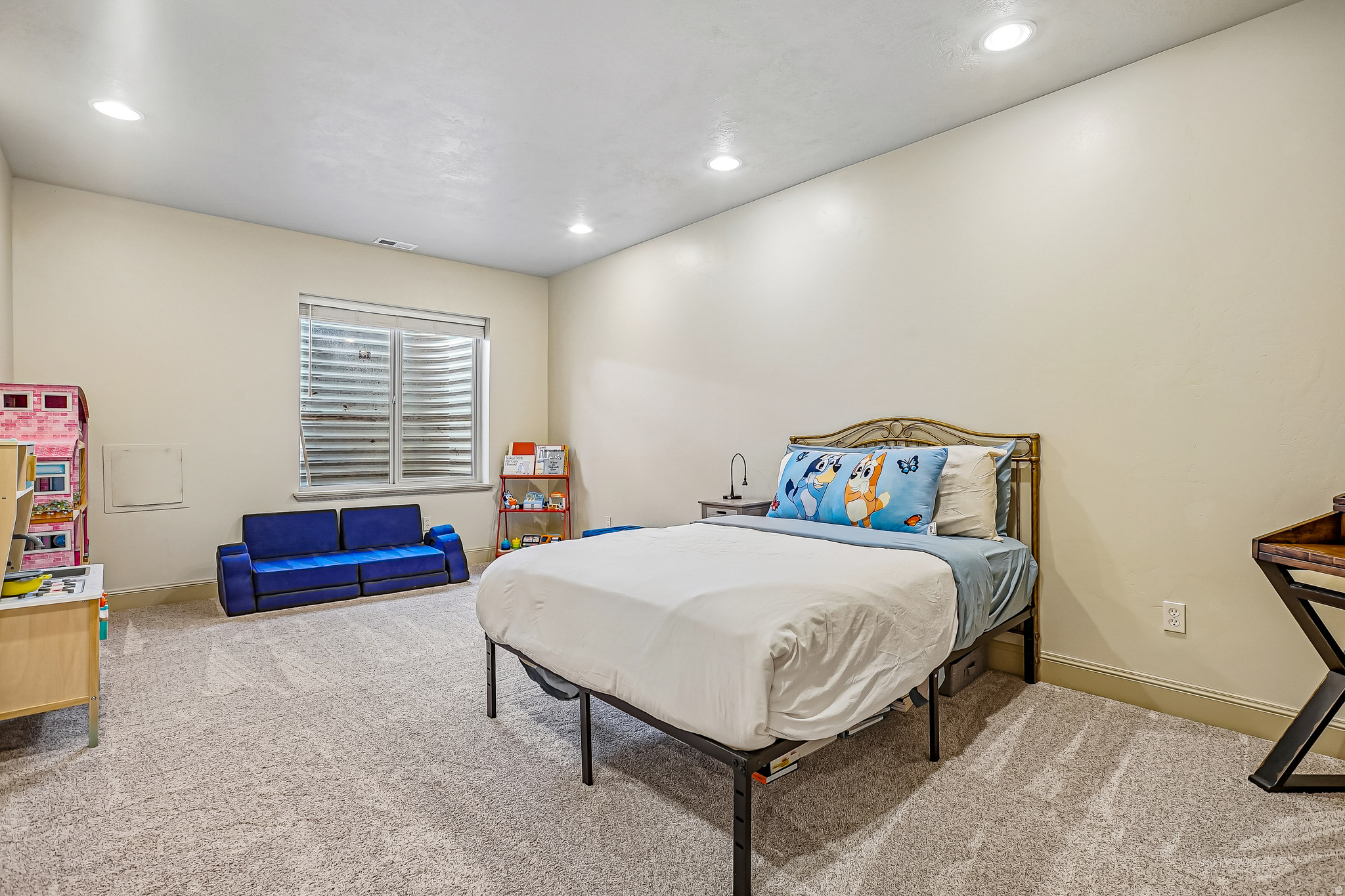 EAGLE CREST AT SUNCREST - Residential