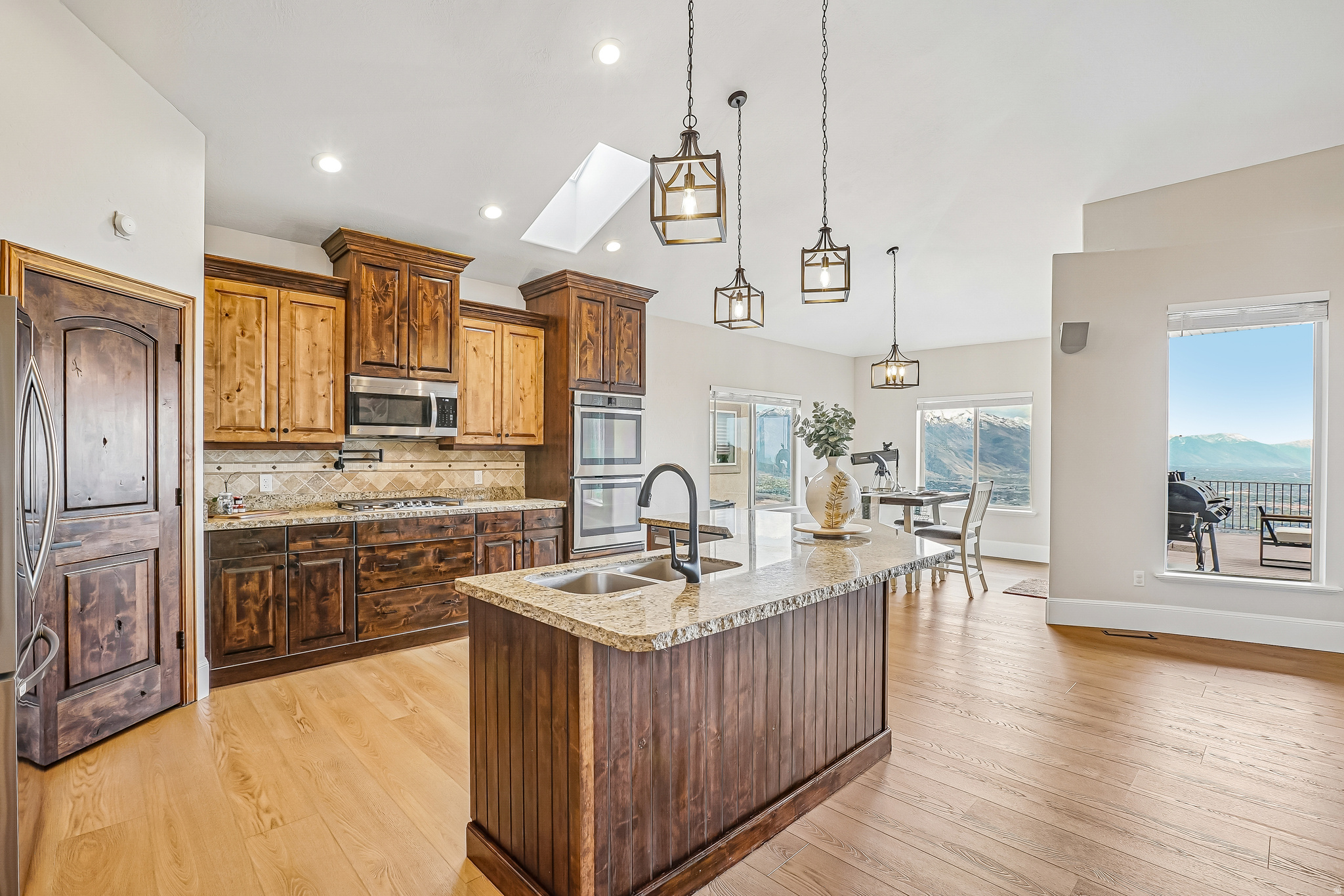 EAGLE CREST AT SUNCREST - Residential