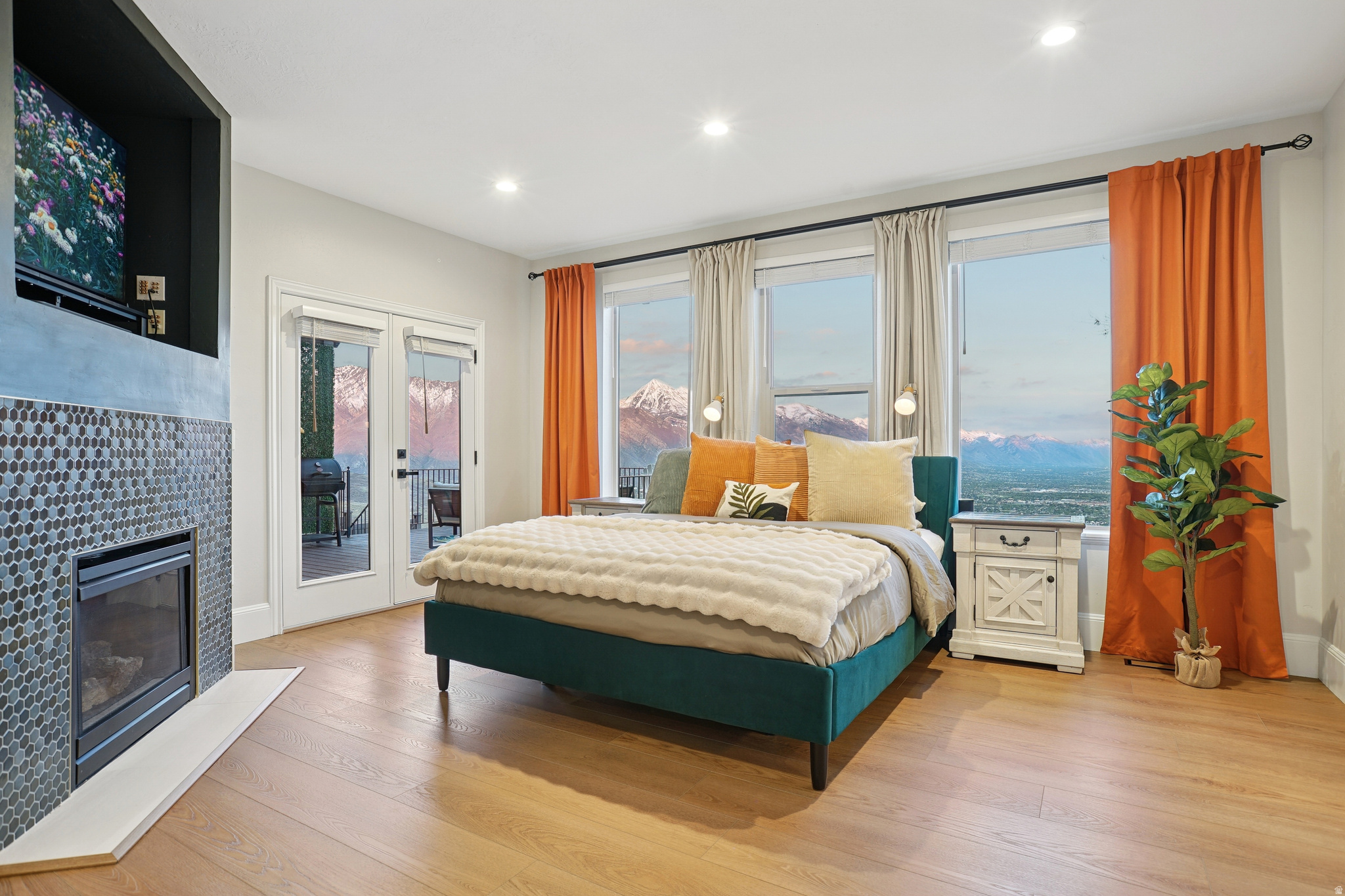 EAGLE CREST AT SUNCREST - Residential