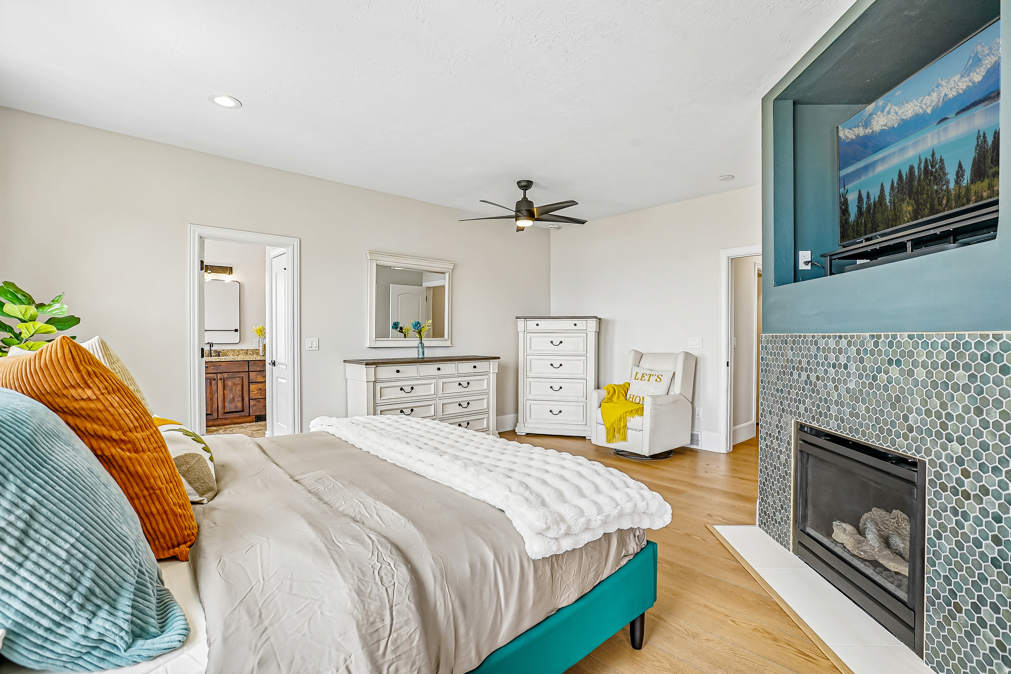 EAGLE CREST AT SUNCREST - Residential