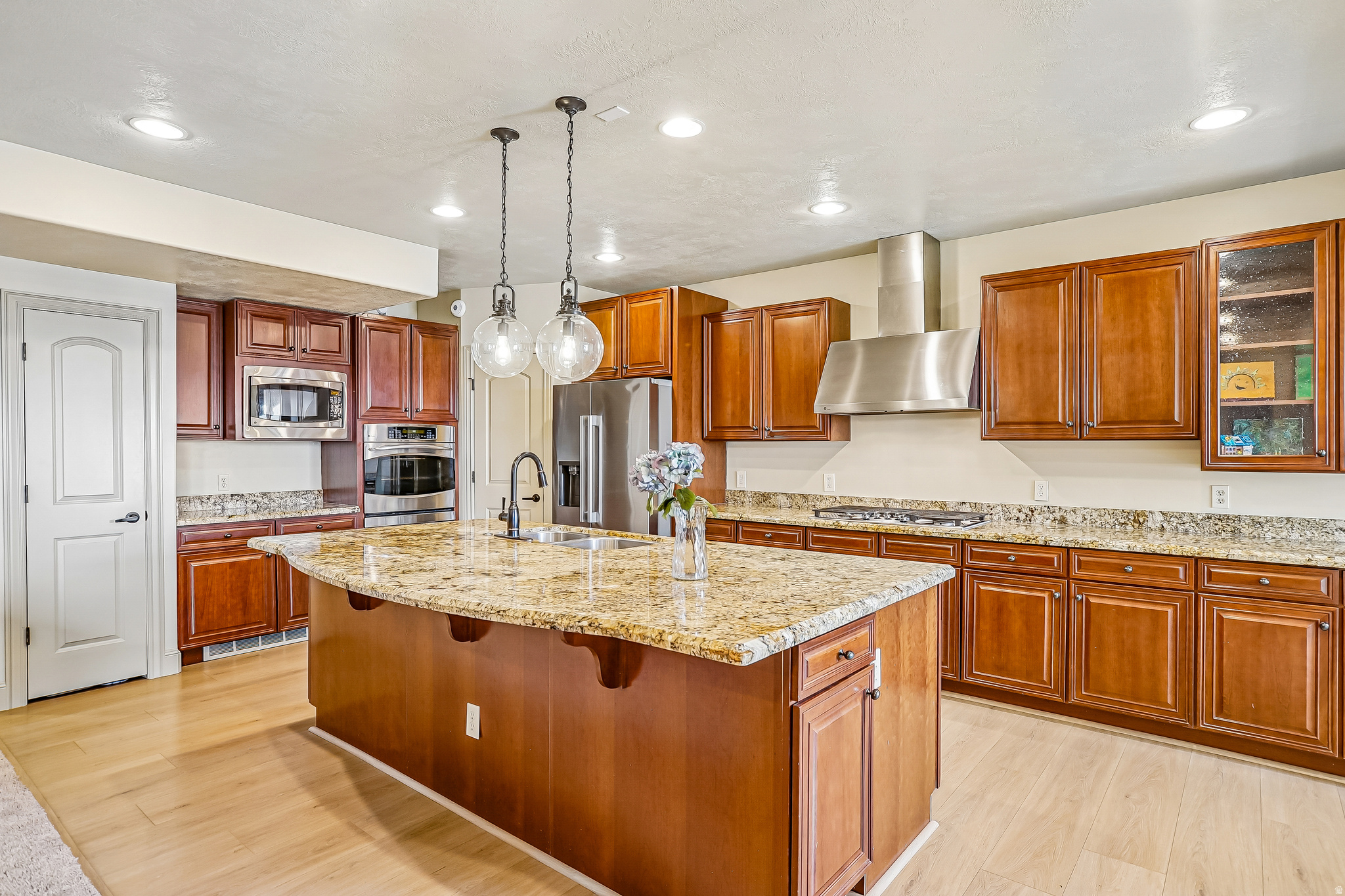 EAGLE CREST AT SUNCREST - Residential
