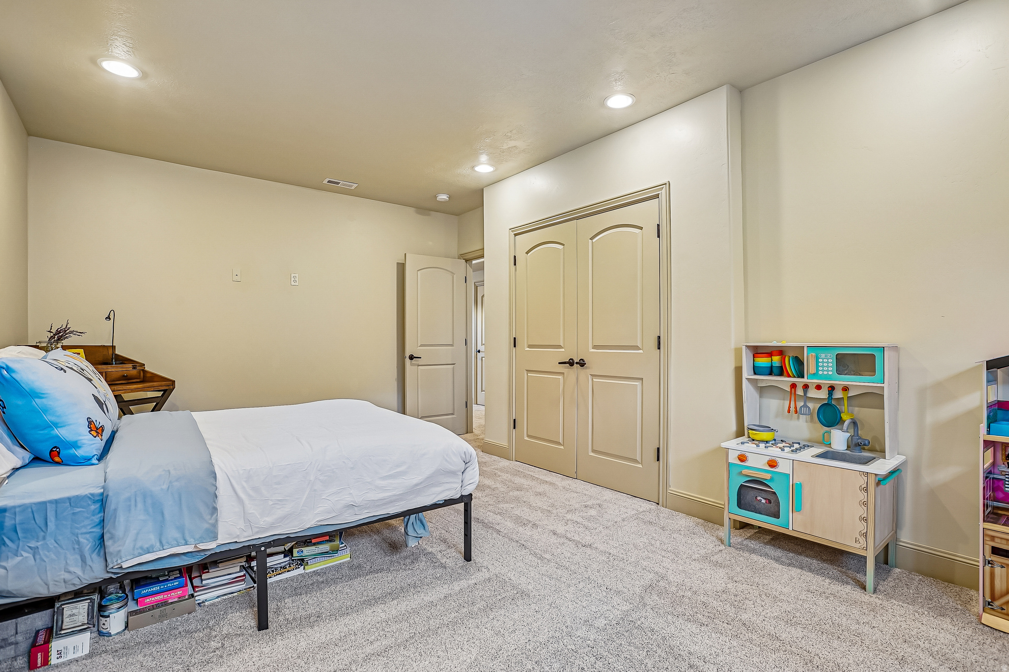 EAGLE CREST AT SUNCREST - Residential