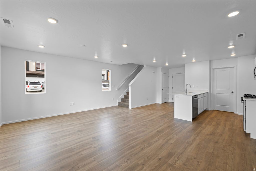 Photo of 2779 E RUSHPINK LN #2422, Washington, UT 84780 (MLS # 2153445)