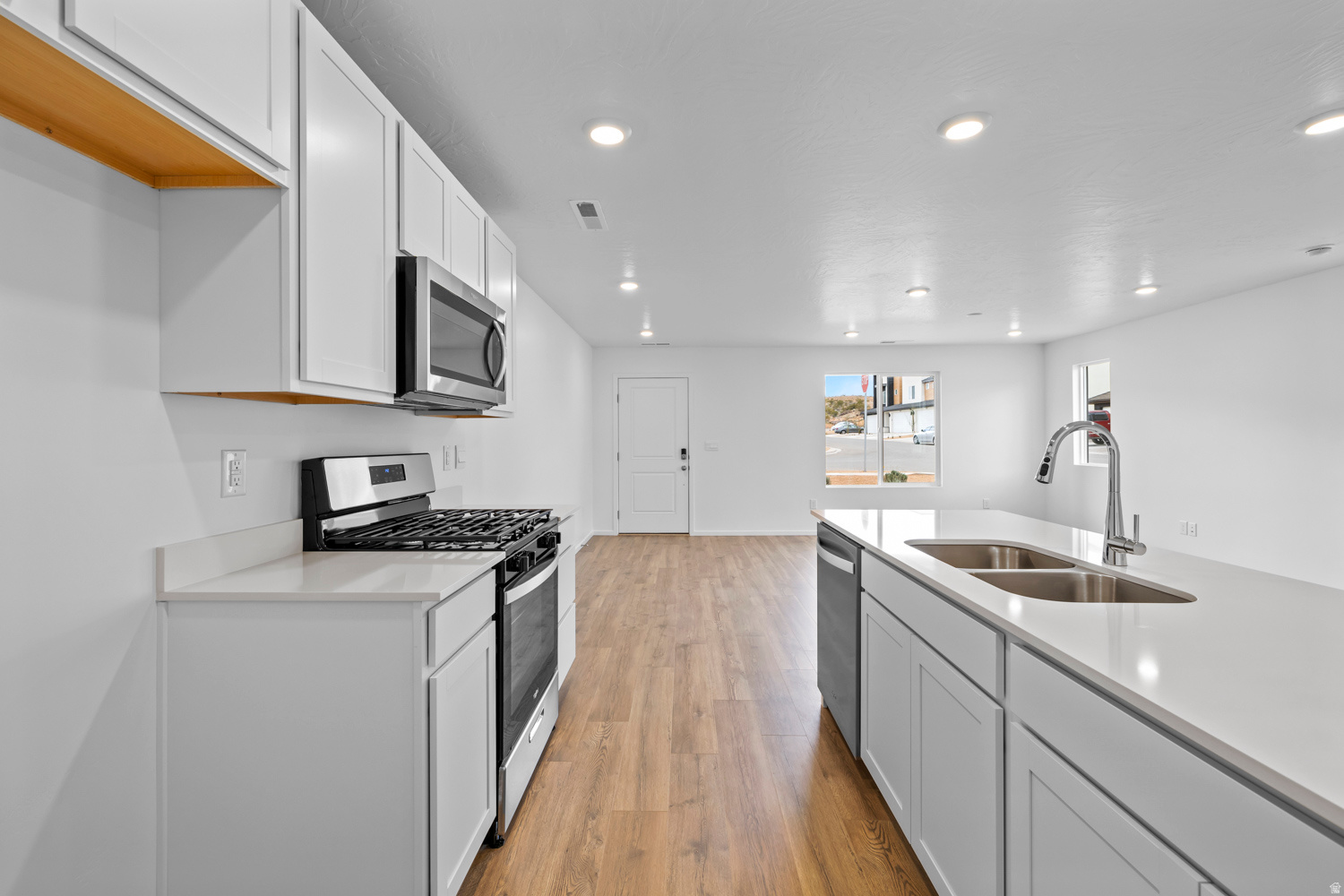 LAVENDER CANYON AT LONG VALLEY - Residential