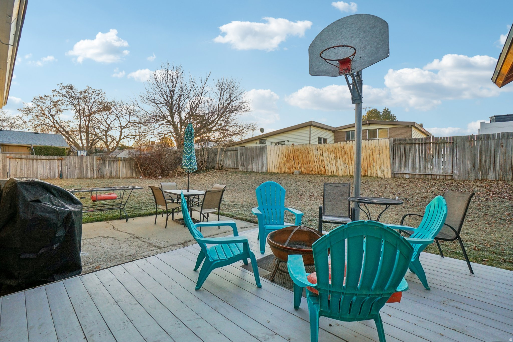 WESTWARD TERRACE - Residential