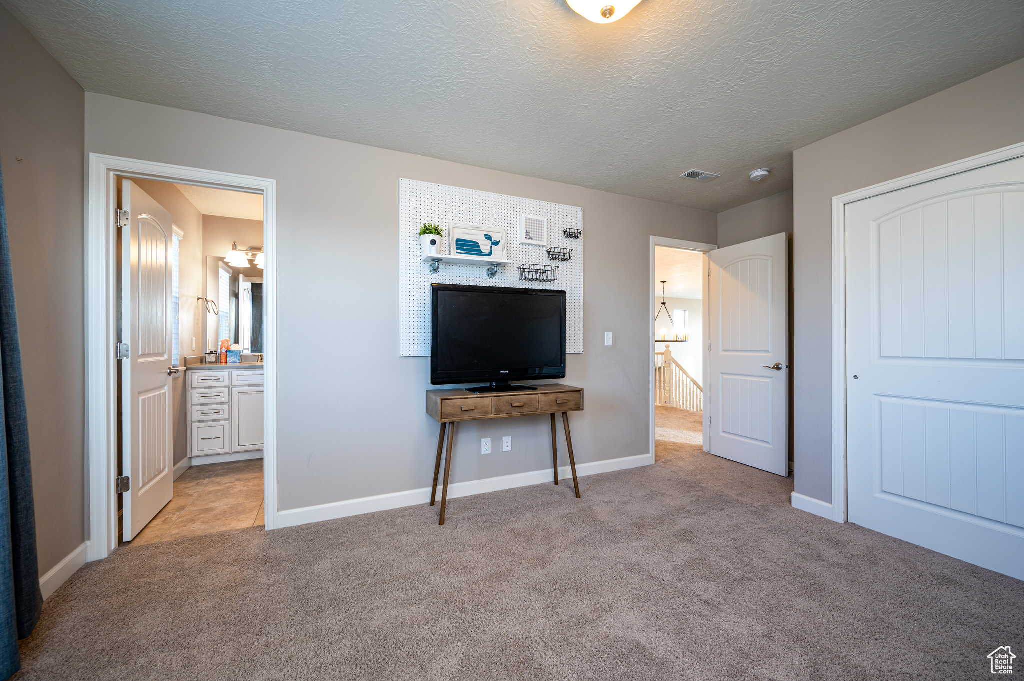 3659 W Roy Ln, Riverton, Utah image 37