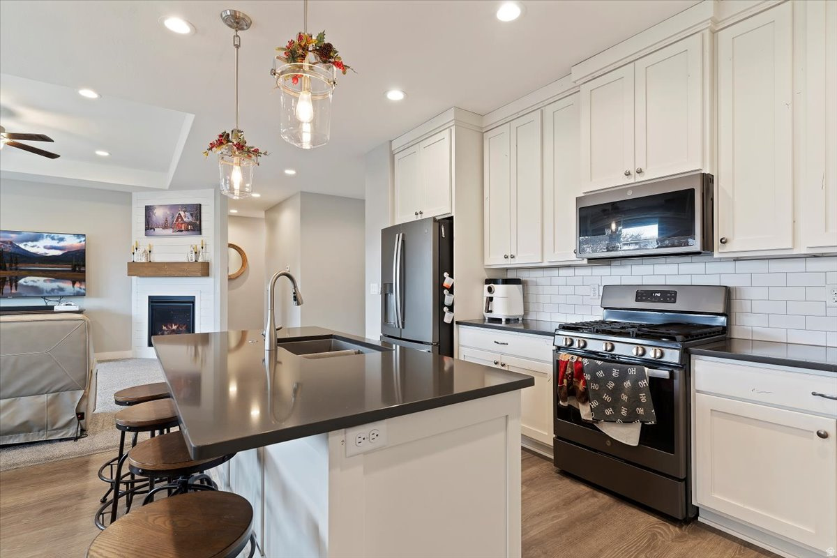 SUNSET MEADOWS - Residential