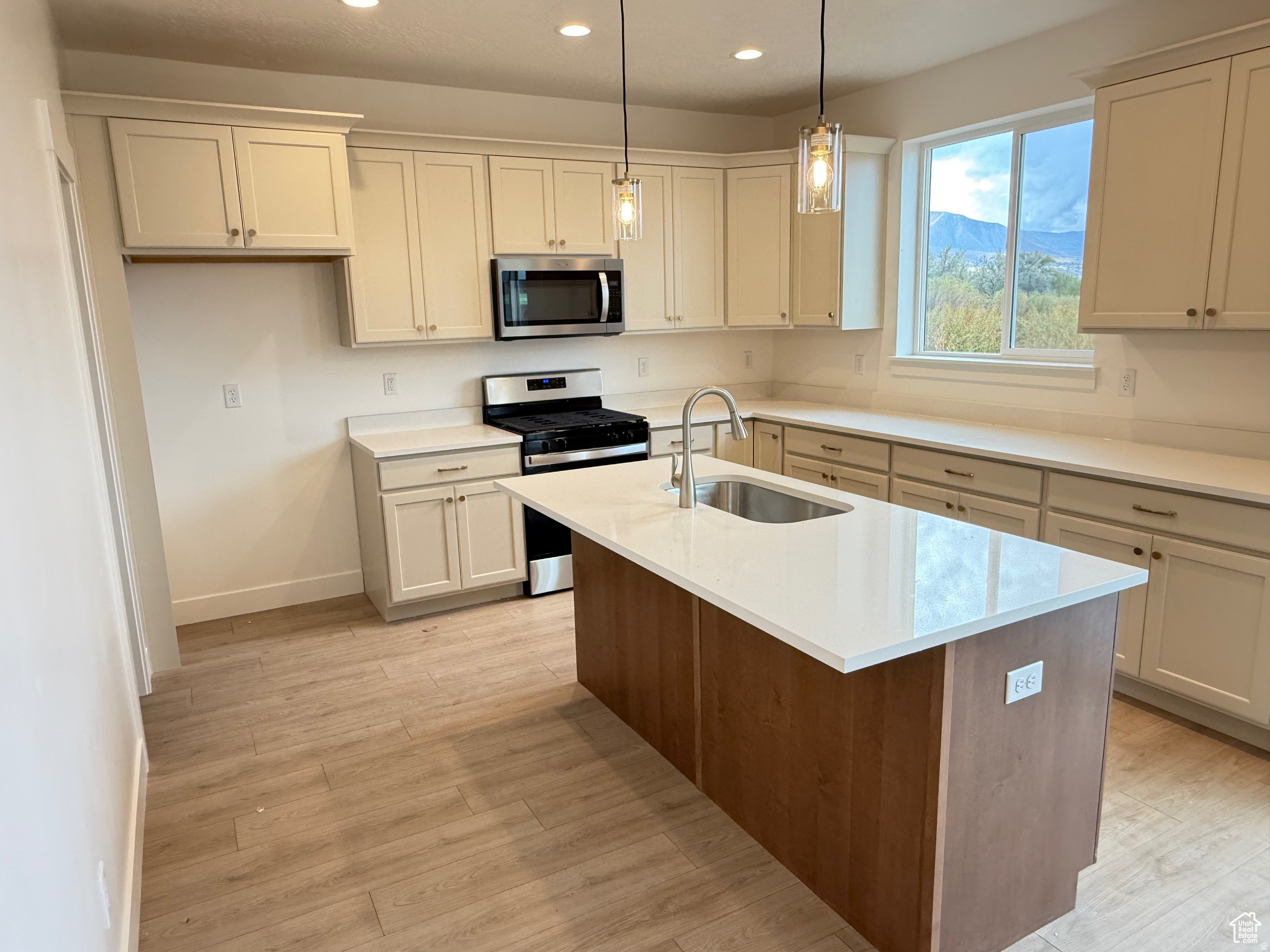 MOONLIGHT VILLAGE - Residential