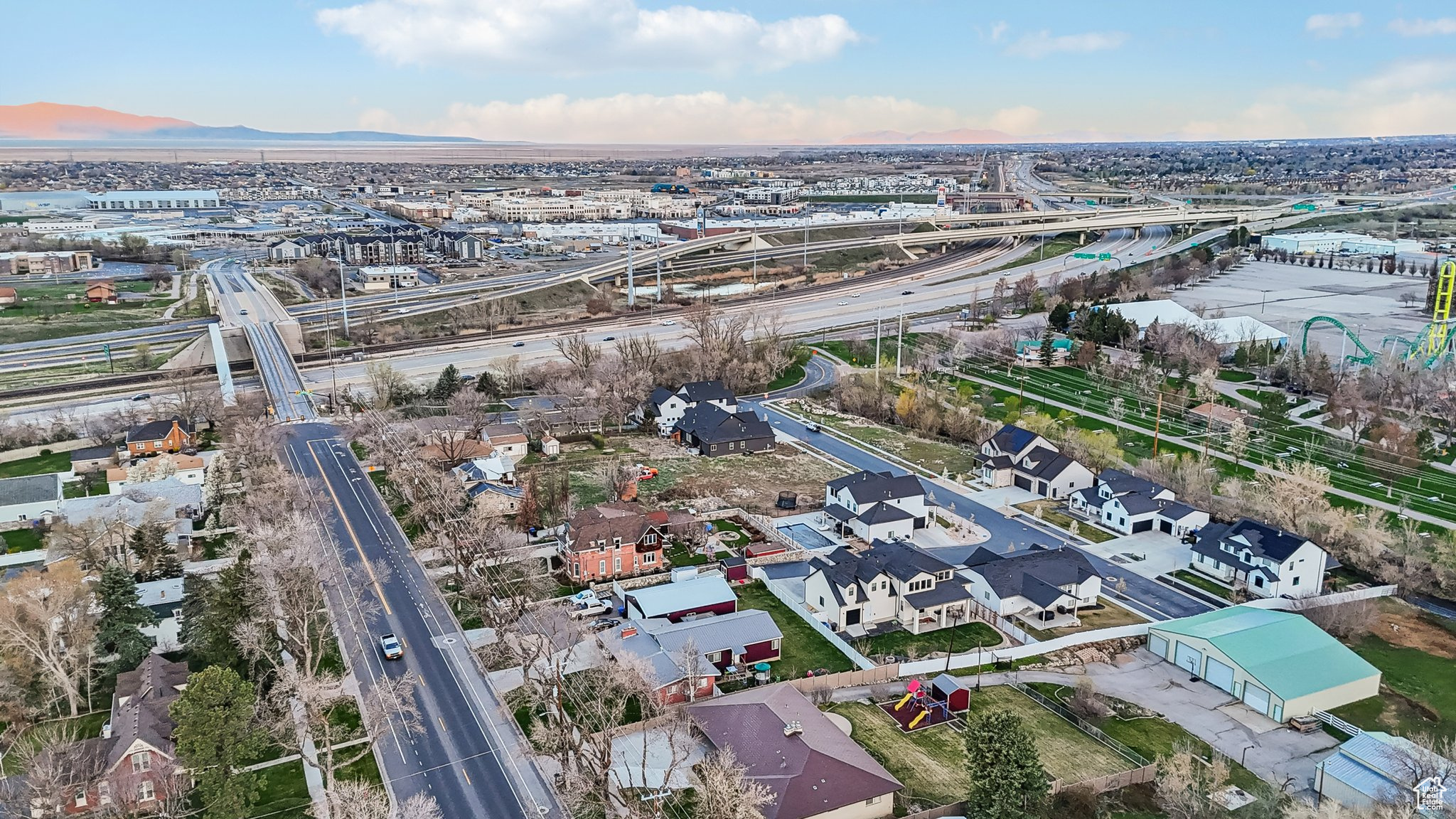 NORTH COTTONWOOD - Residential