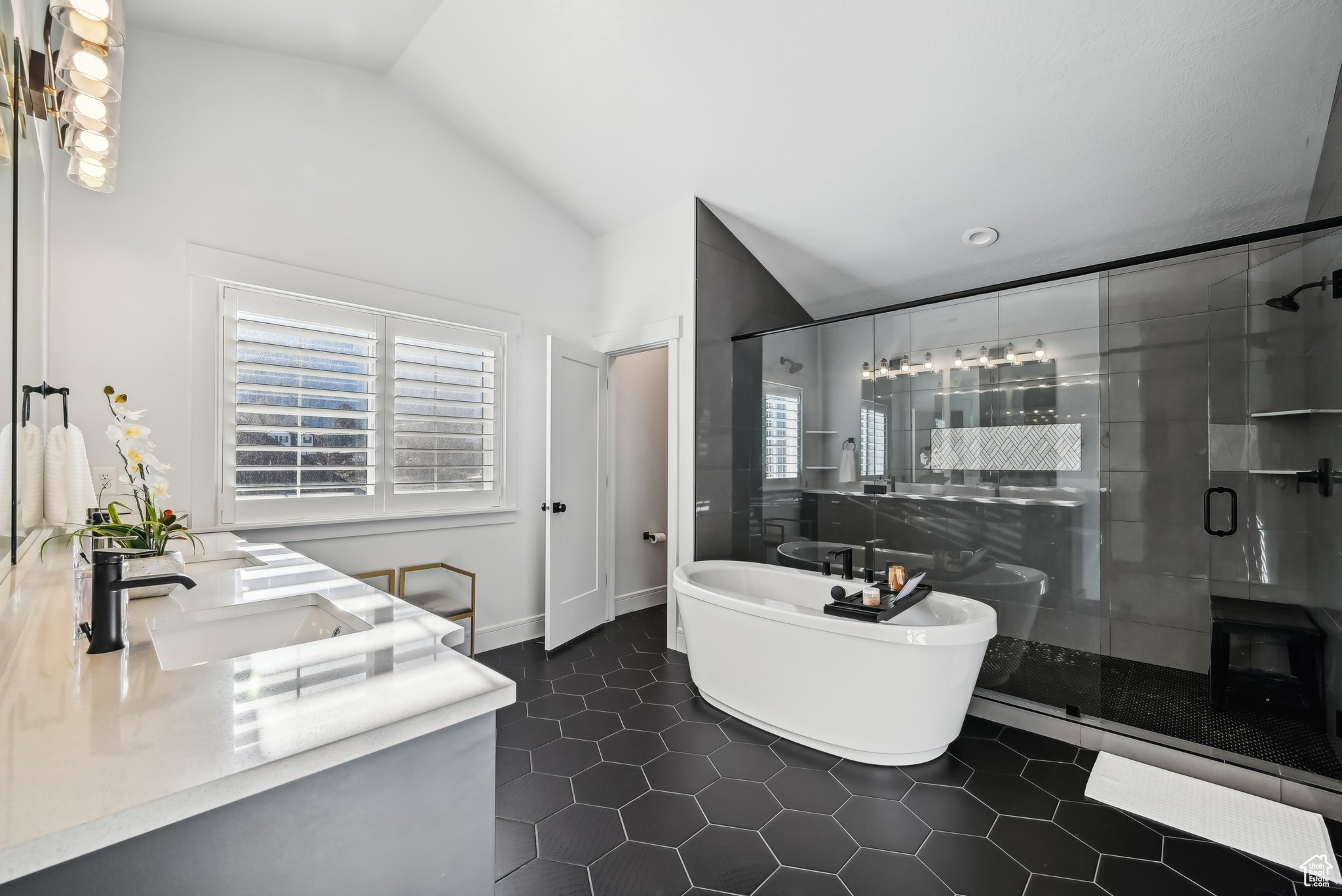 NORTH COTTONWOOD - Residential