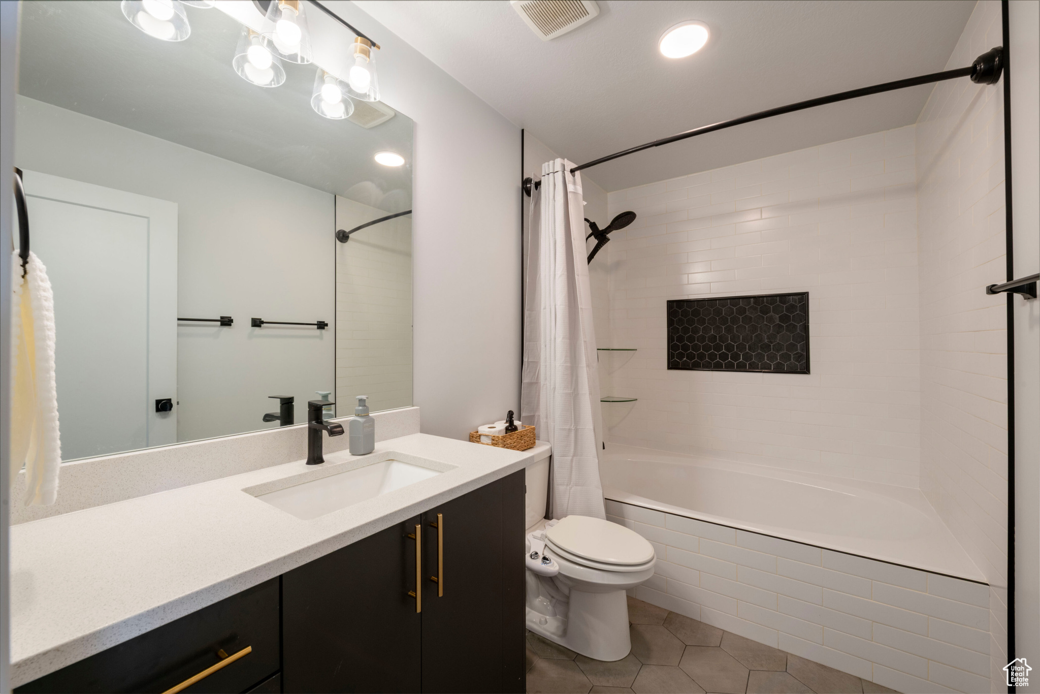 NORTH COTTONWOOD - Residential