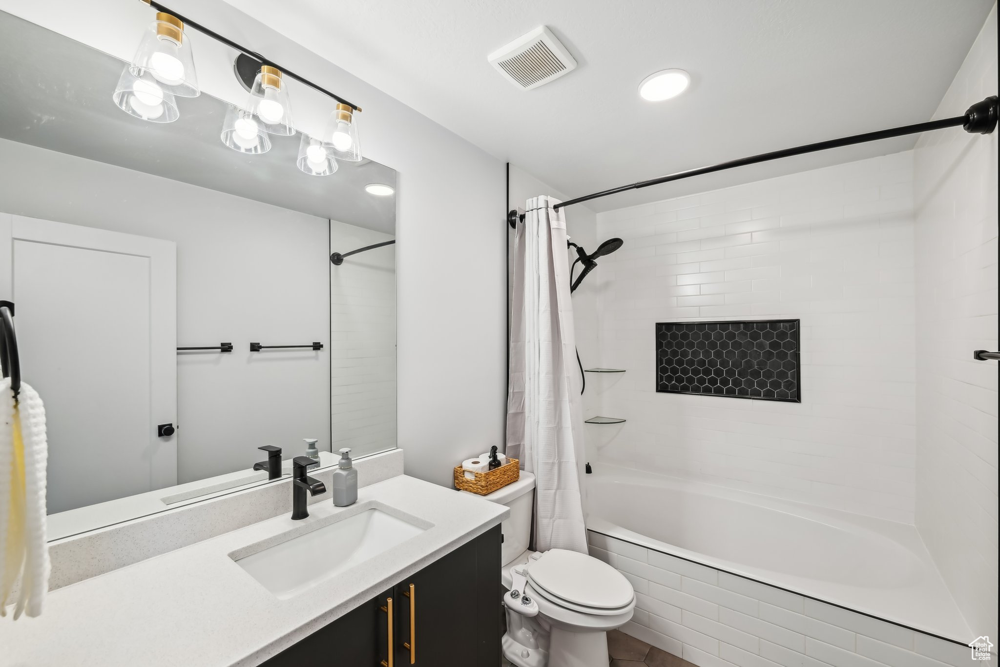 NORTH COTTONWOOD - Residential