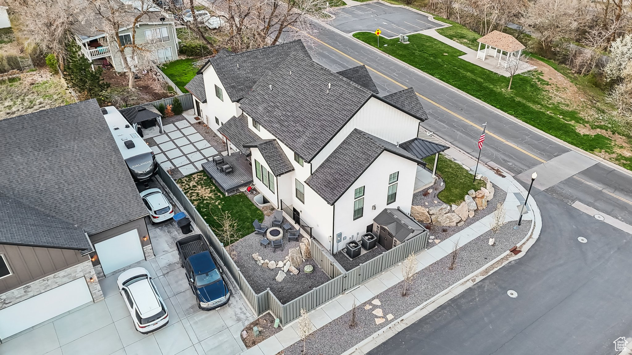 NORTH COTTONWOOD - Residential