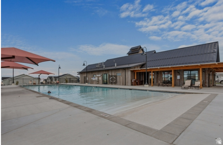 GATEWAY TO LITTLE VALLEY - Residential