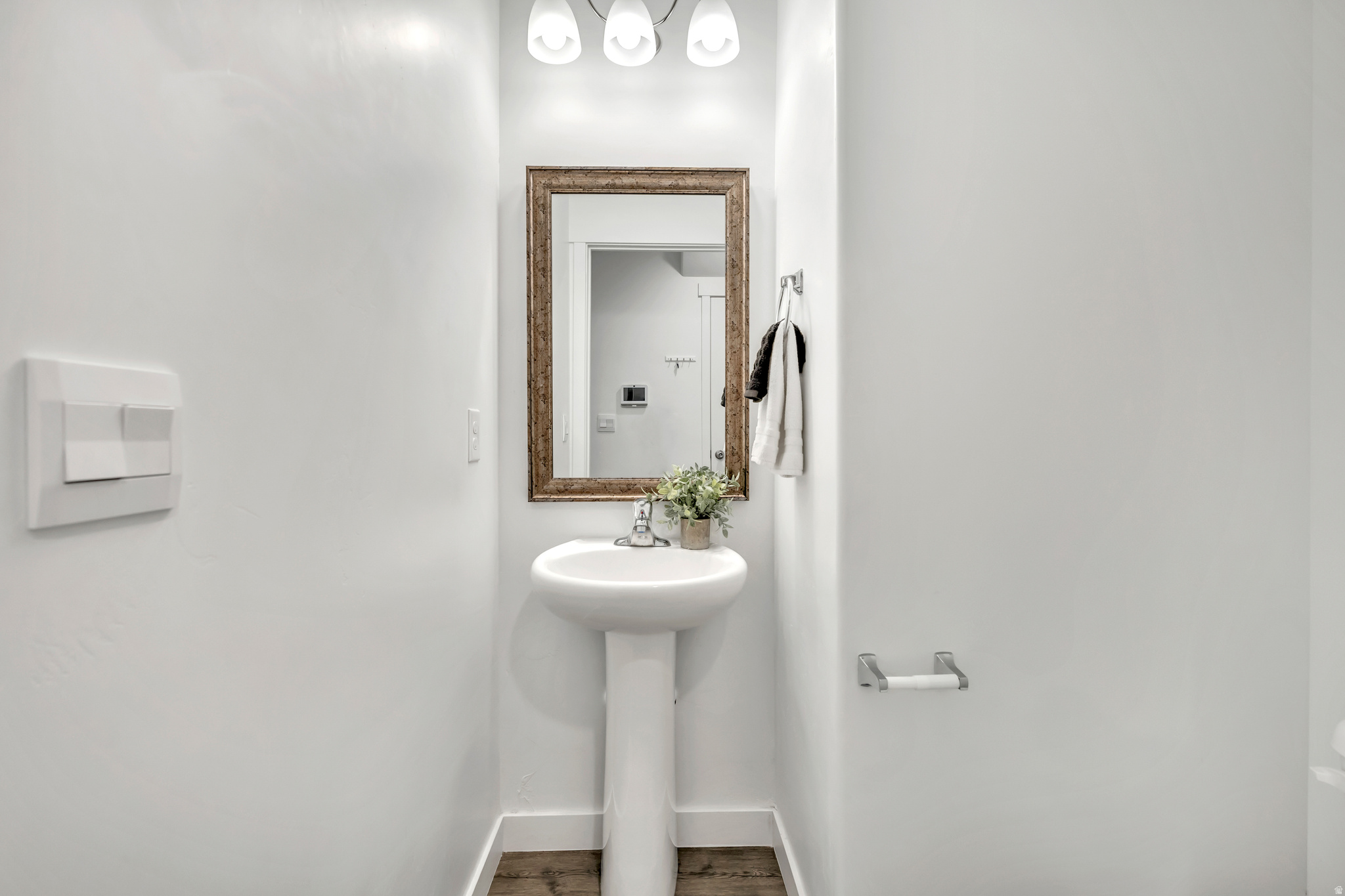 GATEWAY TO LITTLE VALLEY - Residential