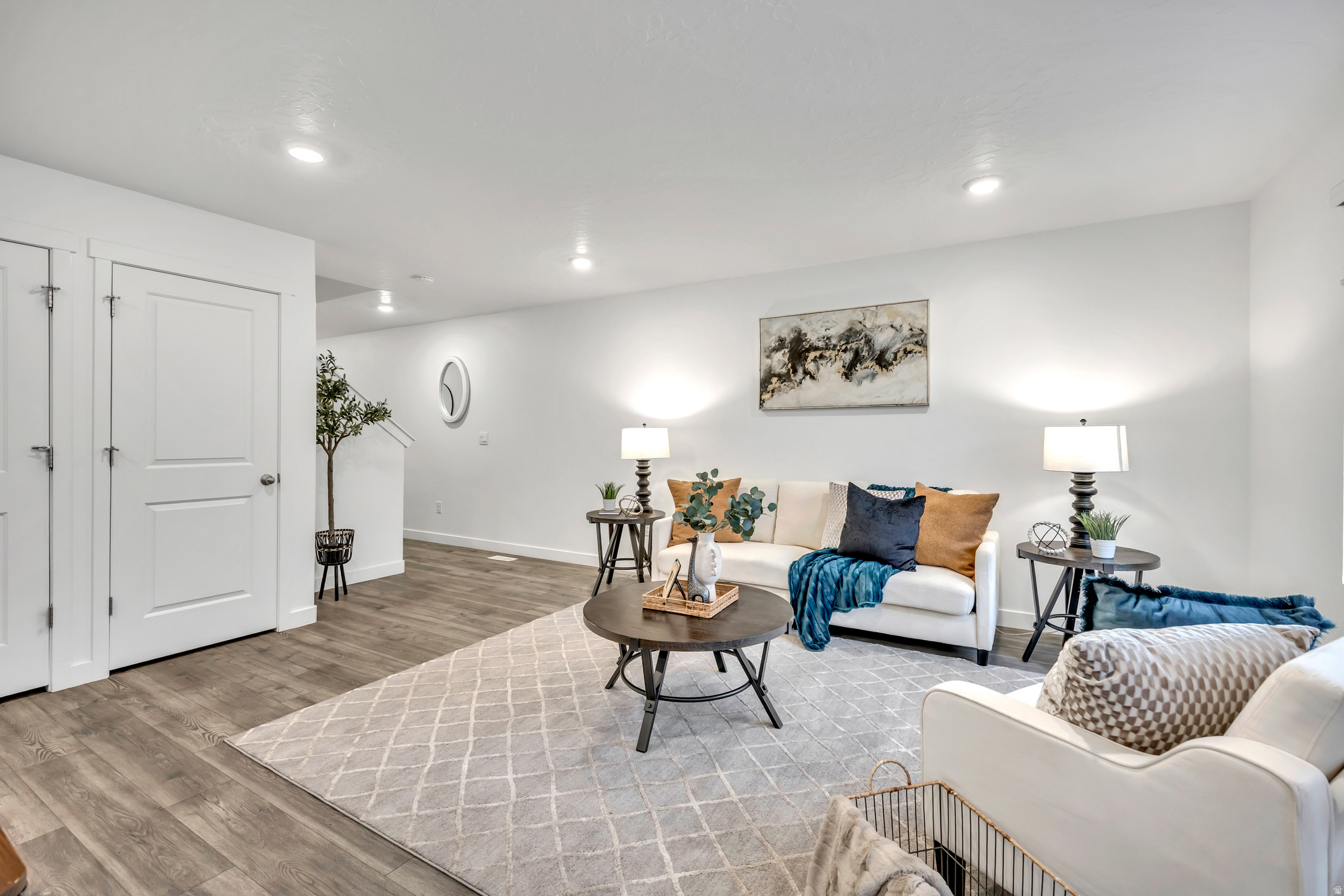 GATEWAY TO LITTLE VALLEY - Residential