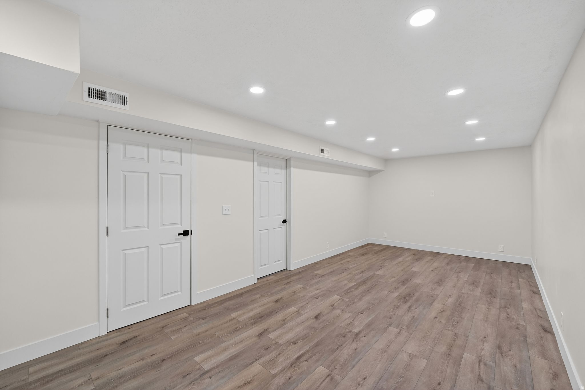 ENCHANTED VILLAGE - Residential