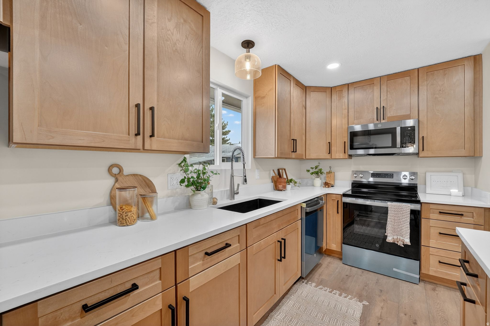 ENCHANTED VILLAGE - Residential