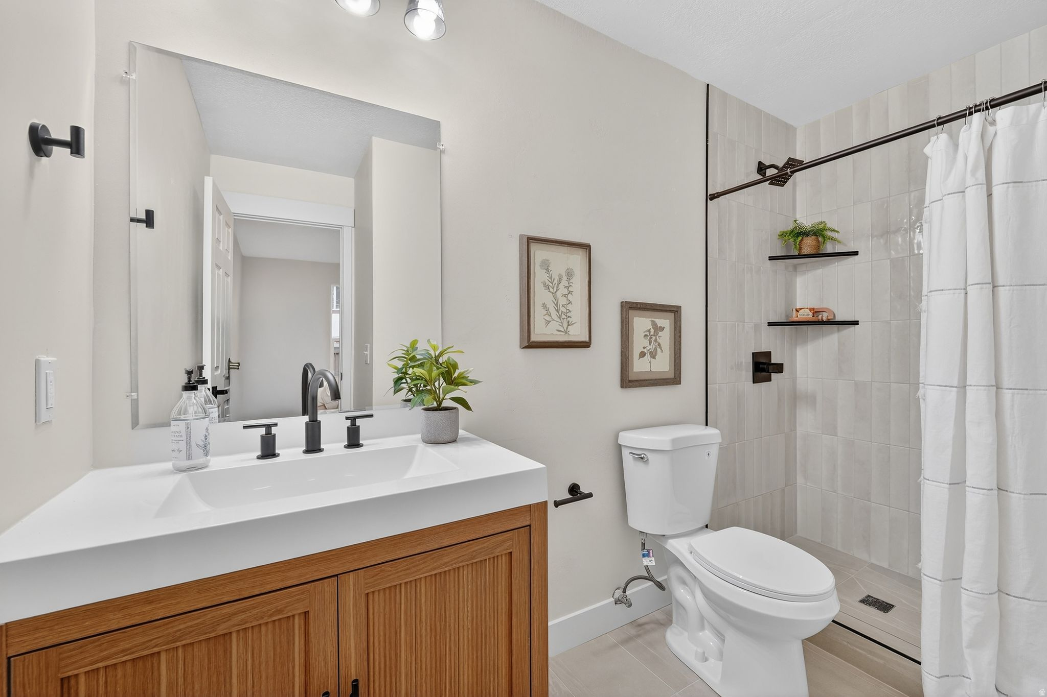 ENCHANTED VILLAGE - Residential