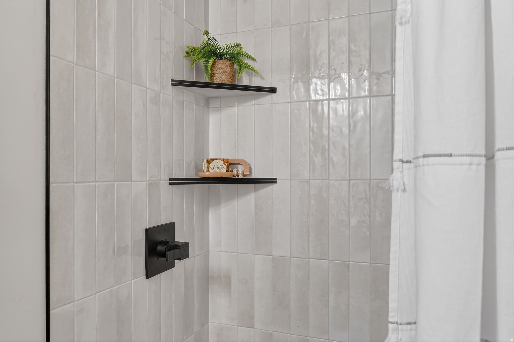 ENCHANTED VILLAGE - Residential