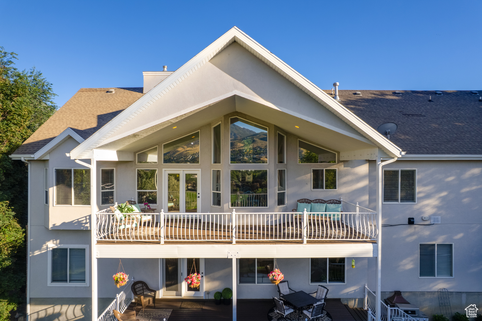 SOUTH POINTE - Residential