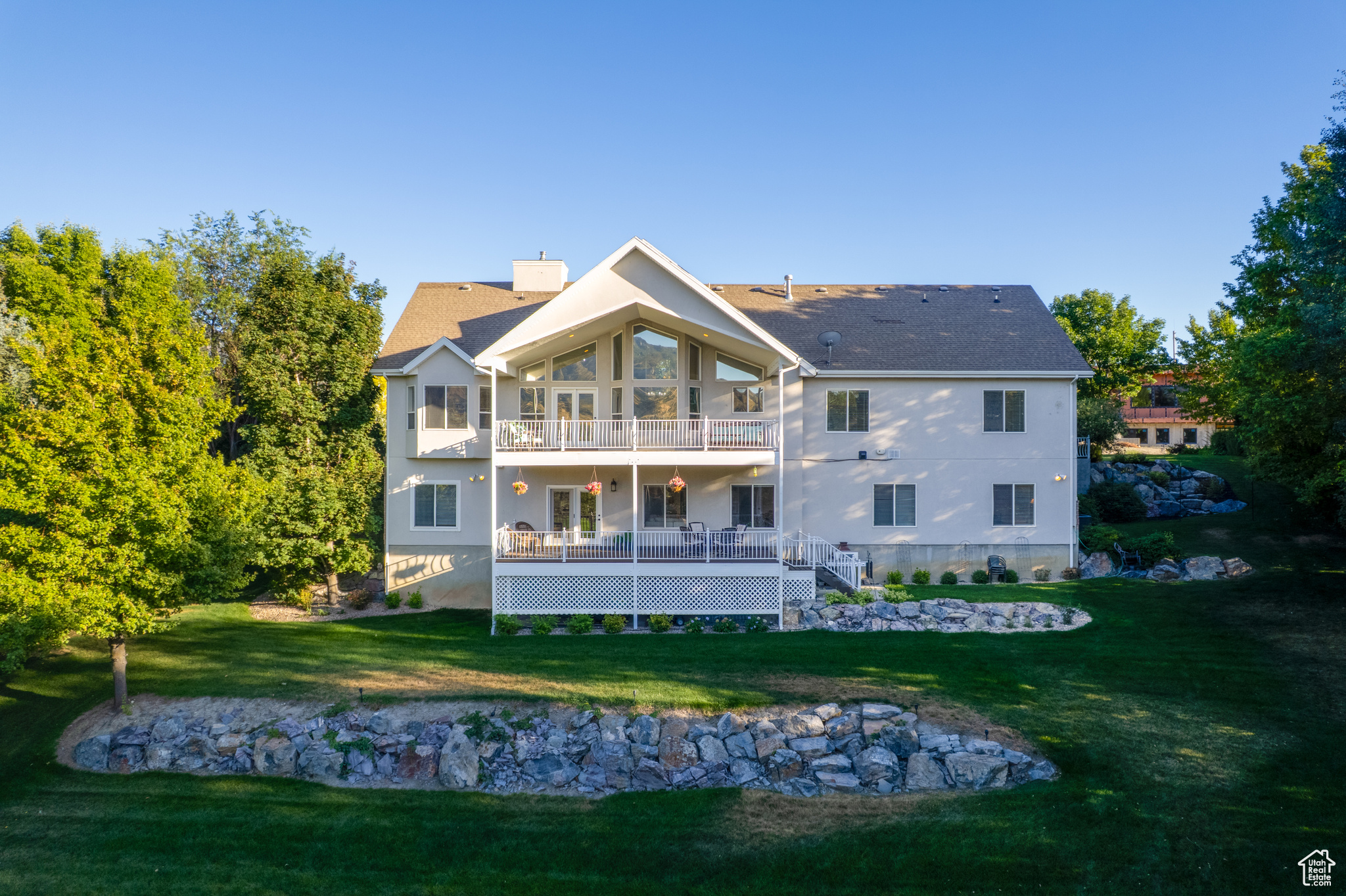 SOUTH POINTE - Residential