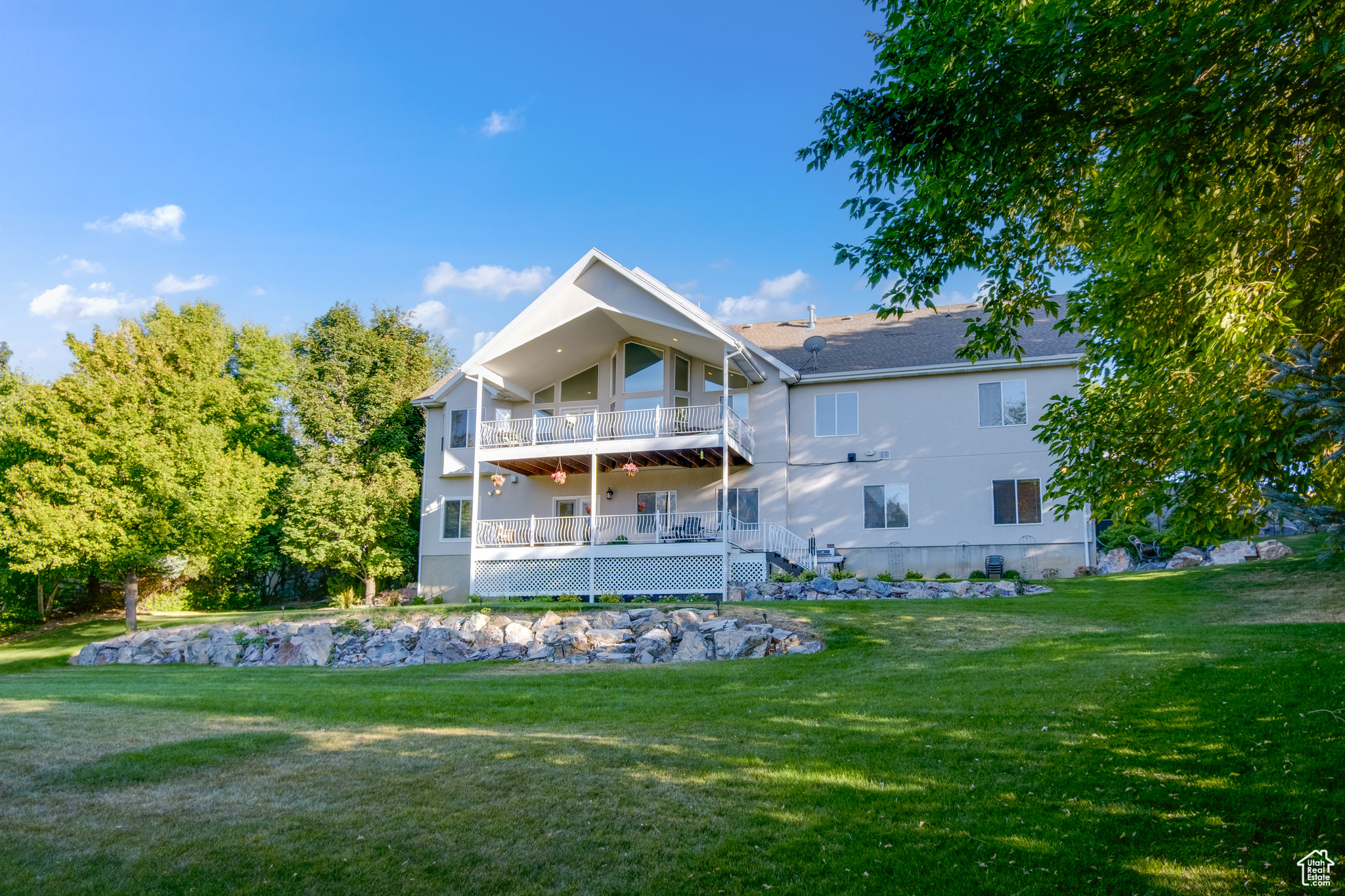 SOUTH POINTE - Residential