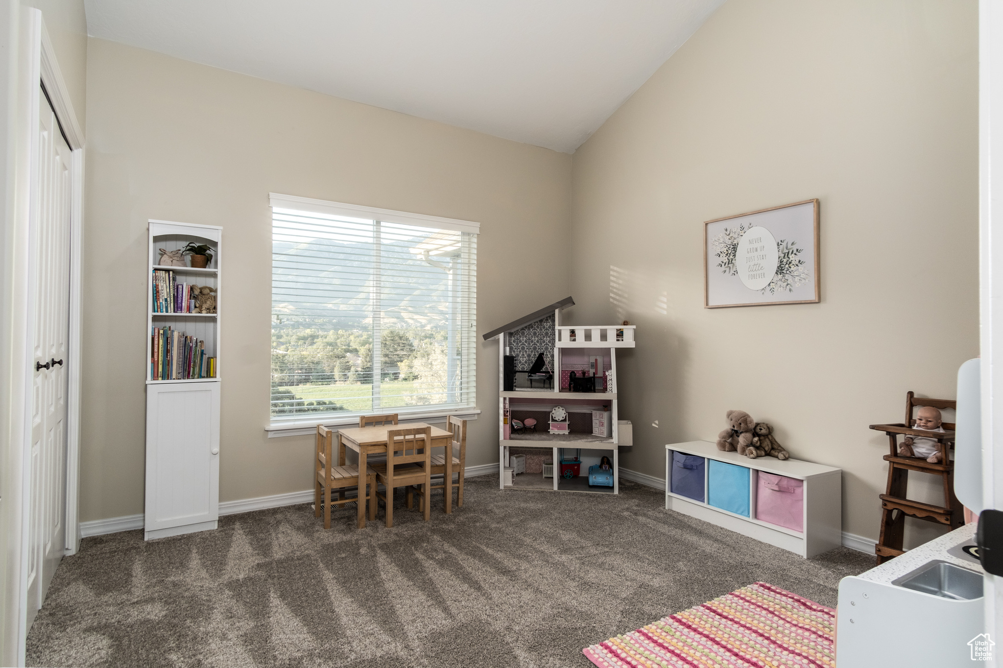 SOUTH POINTE - Residential