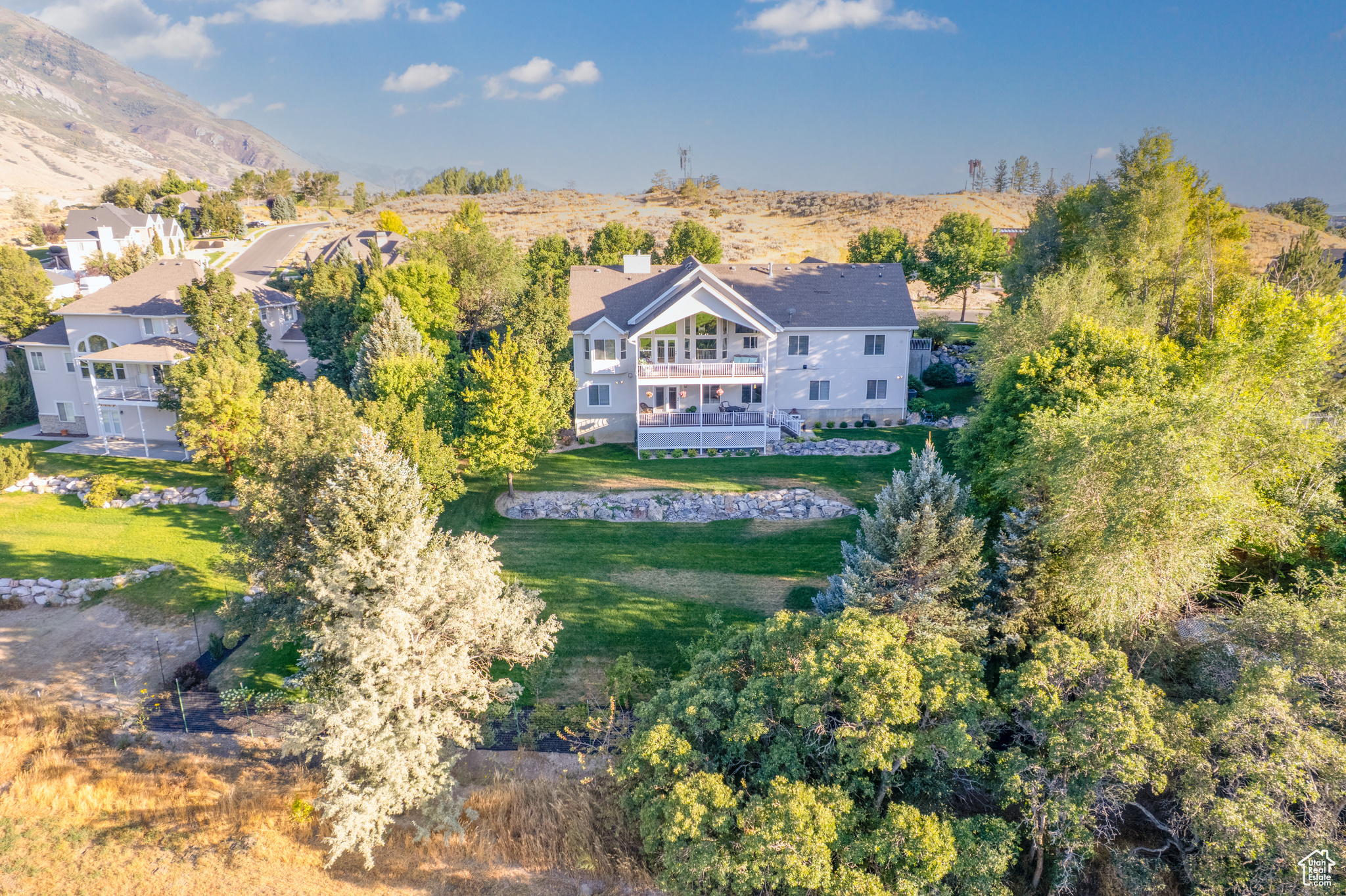 SOUTH POINTE - Residential