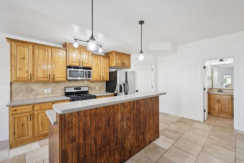 Tiny photo for 625 N 220 E, Salem, UT 84653 (MLS # 2135269)