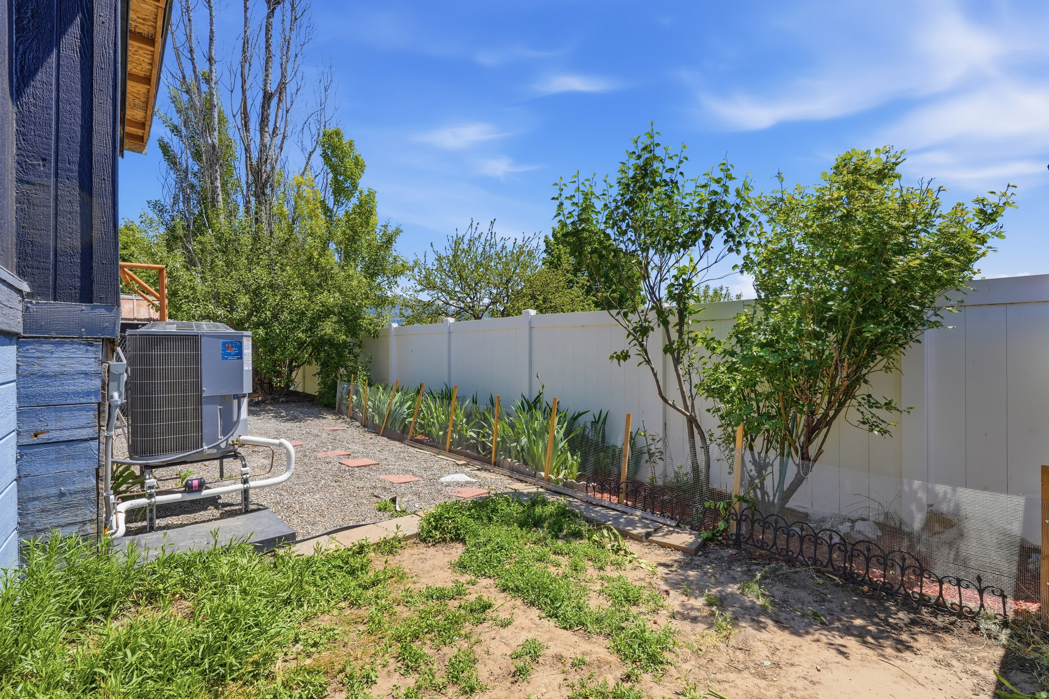 LAKEVIEW ESTATES - Residential